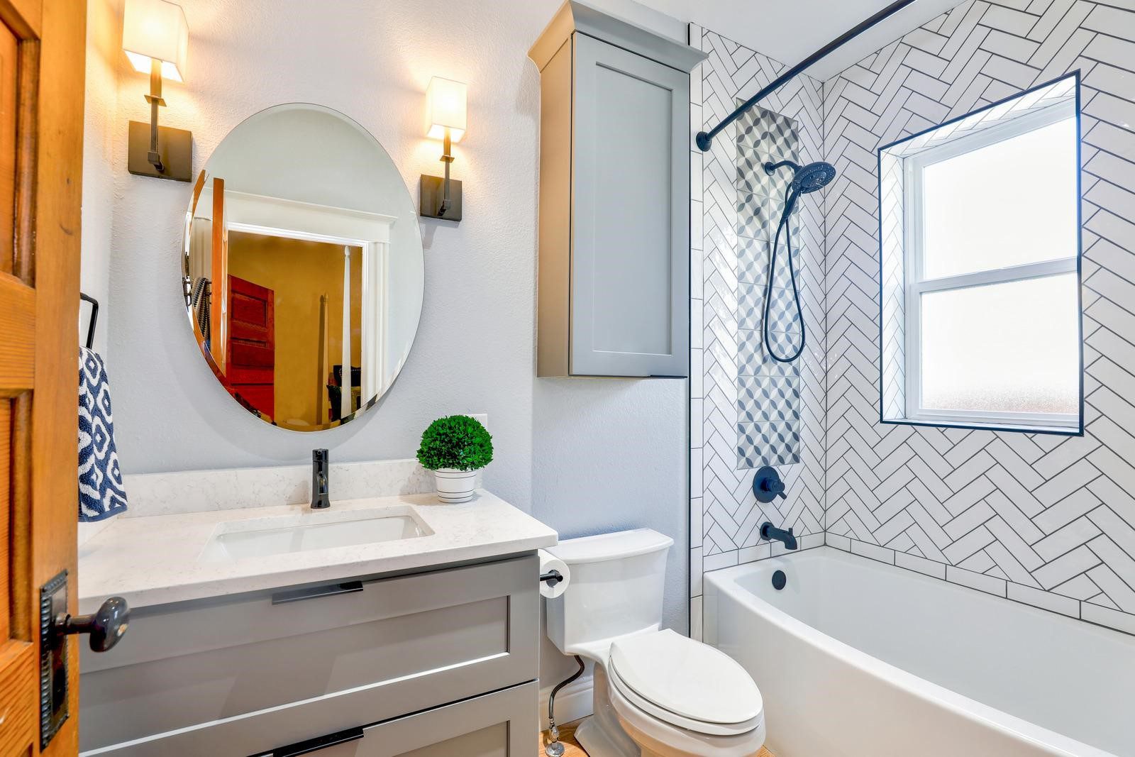 Bathroom Shelves & the Latest Bathroom Redesign Trends